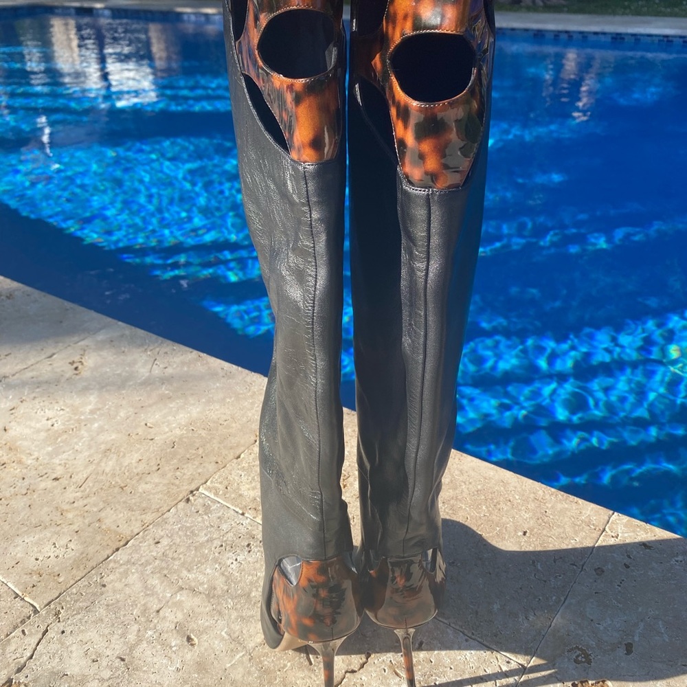 Sergio Rossi ‘BRAND NEW’ tall boots 39.5